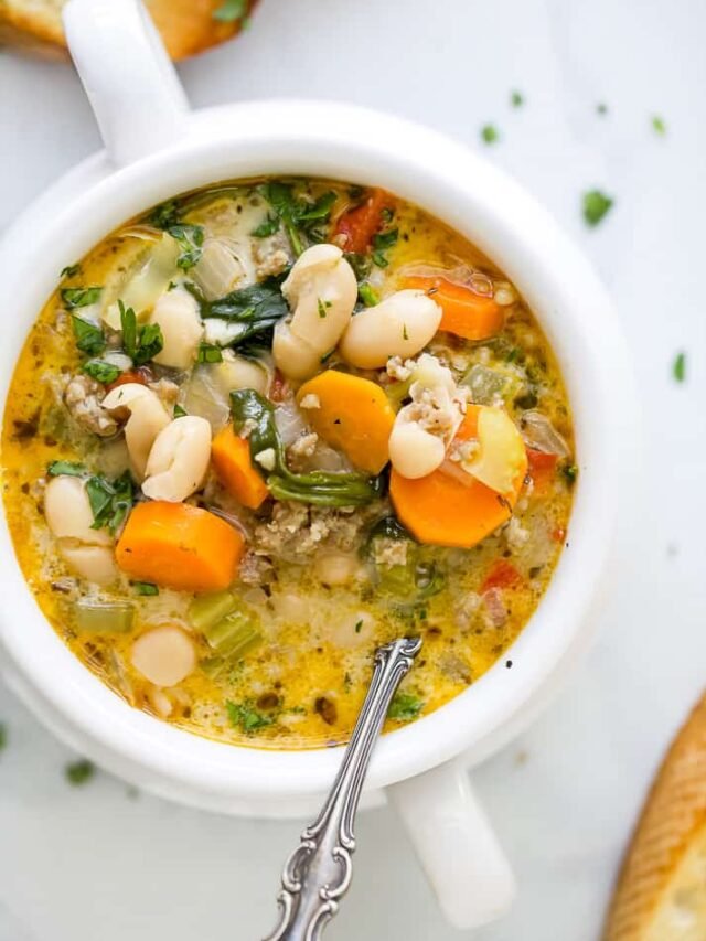 Healthy Tuscan White Bean Soup Recipe